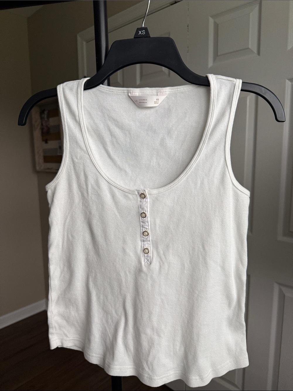 LC Lauren Conrad Button Front Tanks - SET OF TWO - Picture 3 of 15